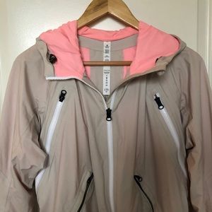 Lululemon rain jacket 8